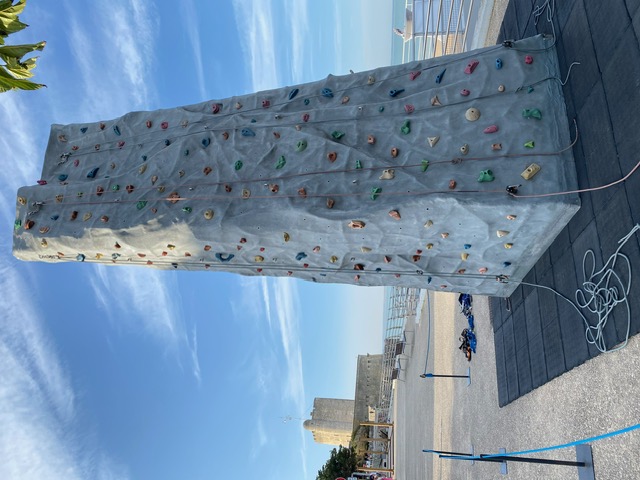 mur-fete-fouras.jpg